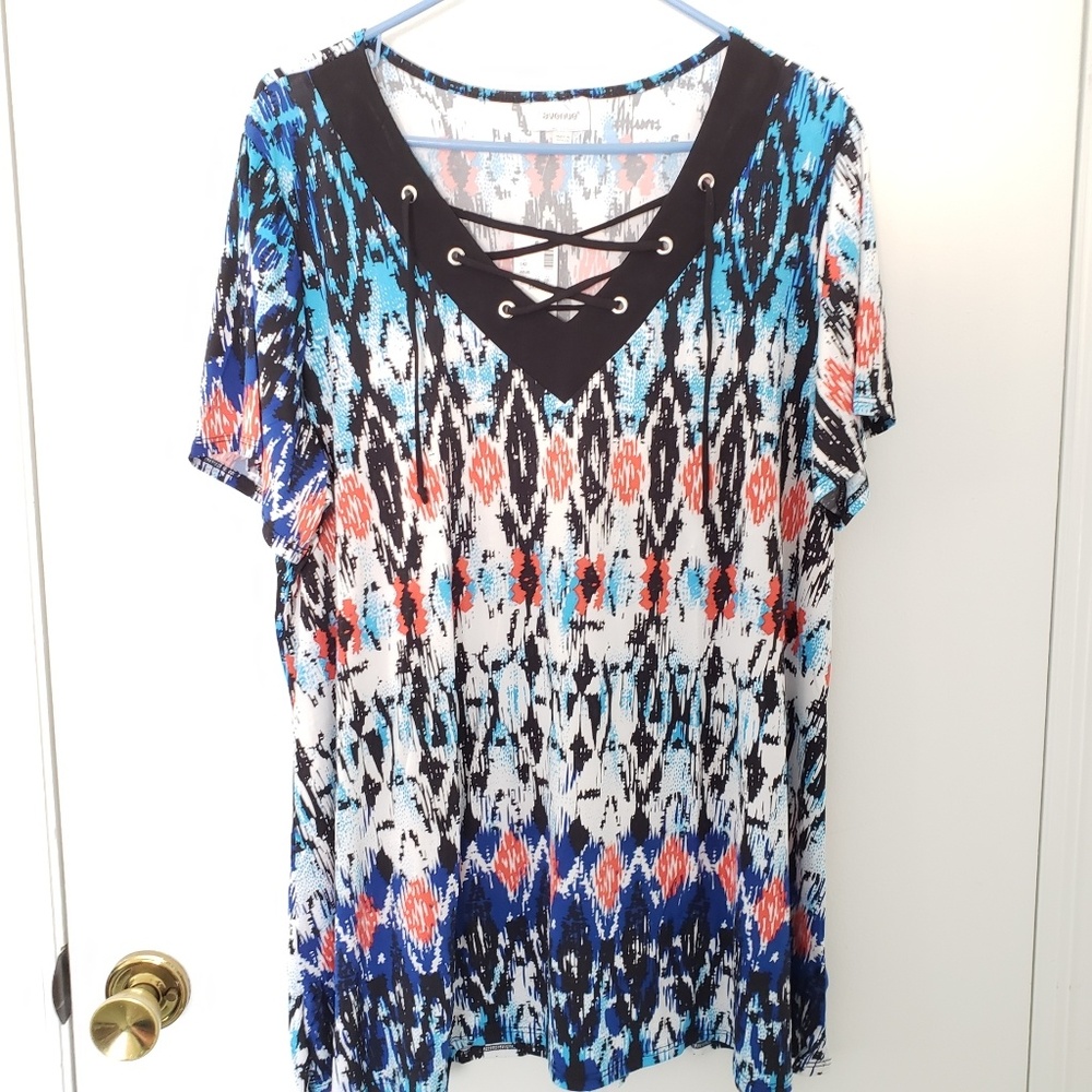 Avenue || Plus Ethnic Lace up Swing Top - Picture 2 of 5